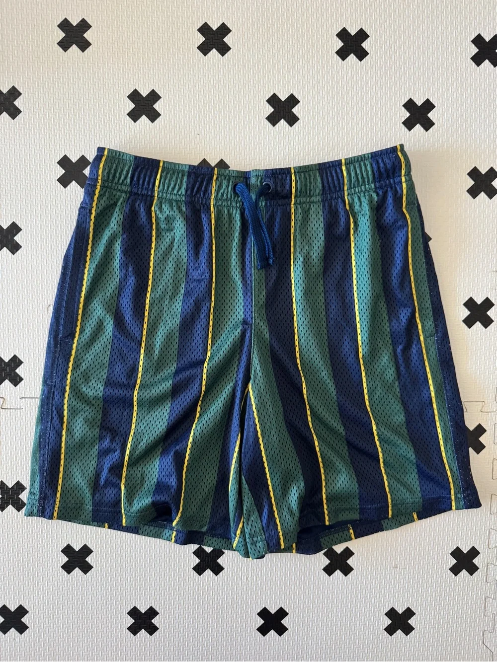 DSG Boys striped Mesh Gym Shorts in Green Navy size XL NWT